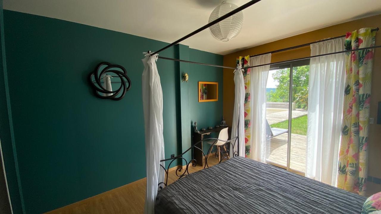 Marquis De Carrou Bed & Breakfast Rochefort-Samson Exterior photo